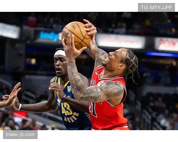 公牛加时险胜奇才,德罗赞关键时刻背身单打吸引包夹分球助怀特命中关键球